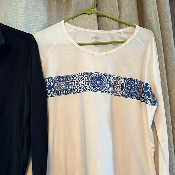 Bundle of two  HOT CHILLY’S base layer, long sleeve T-shirts XL & L - Picture 3 of 5